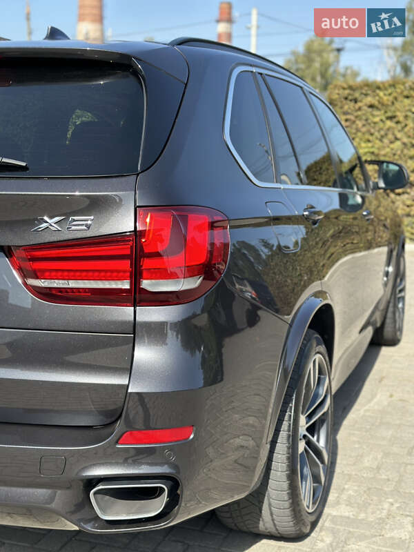 Позашляховик / Кросовер BMW X5 2014 в Чернівцях