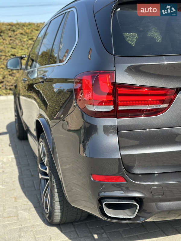 Позашляховик / Кросовер BMW X5 2014 в Чернівцях