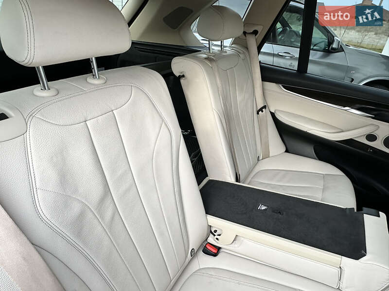 Позашляховик / Кросовер BMW X5 2014 в Рівному