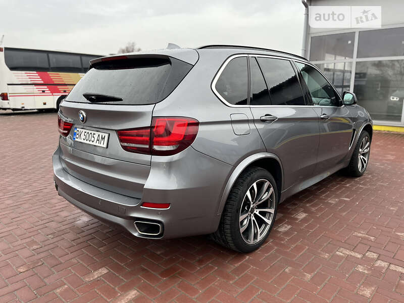 Позашляховик / Кросовер BMW X5 2014 в Рівному