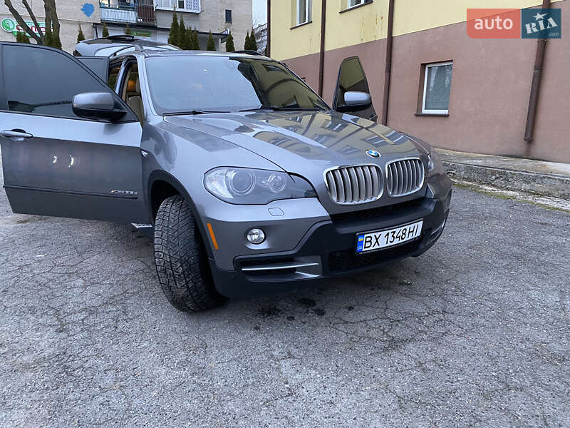 Внедорожник / Кроссовер BMW X5 2010 в Хмельницком