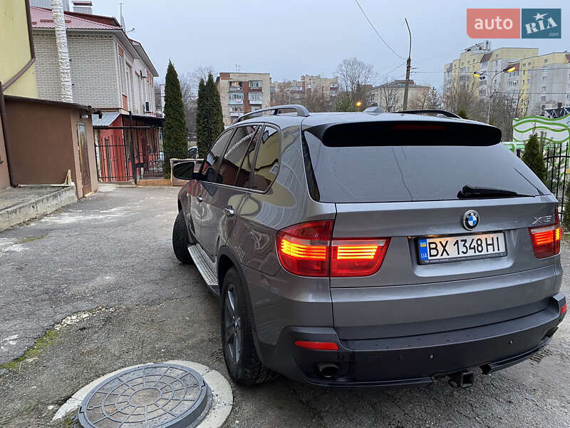Внедорожник / Кроссовер BMW X5 2010 в Хмельницком