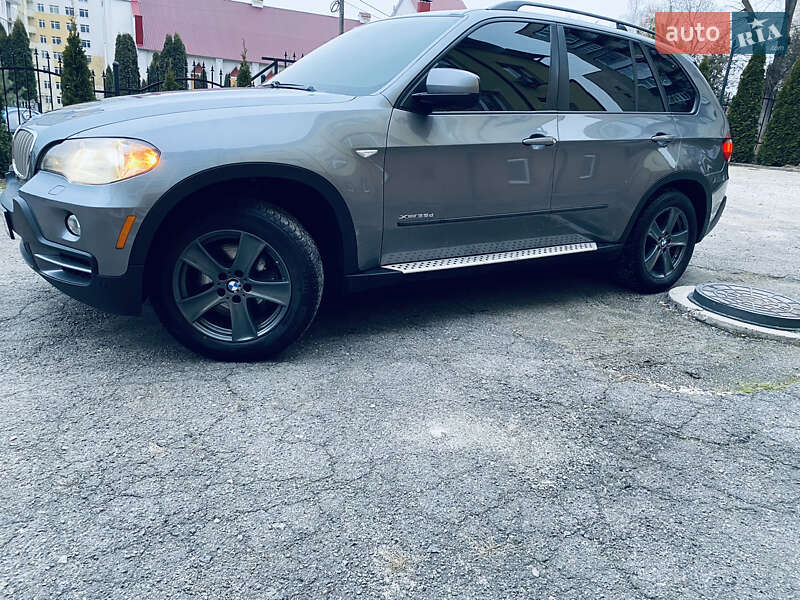 Внедорожник / Кроссовер BMW X5 2010 в Хмельницком