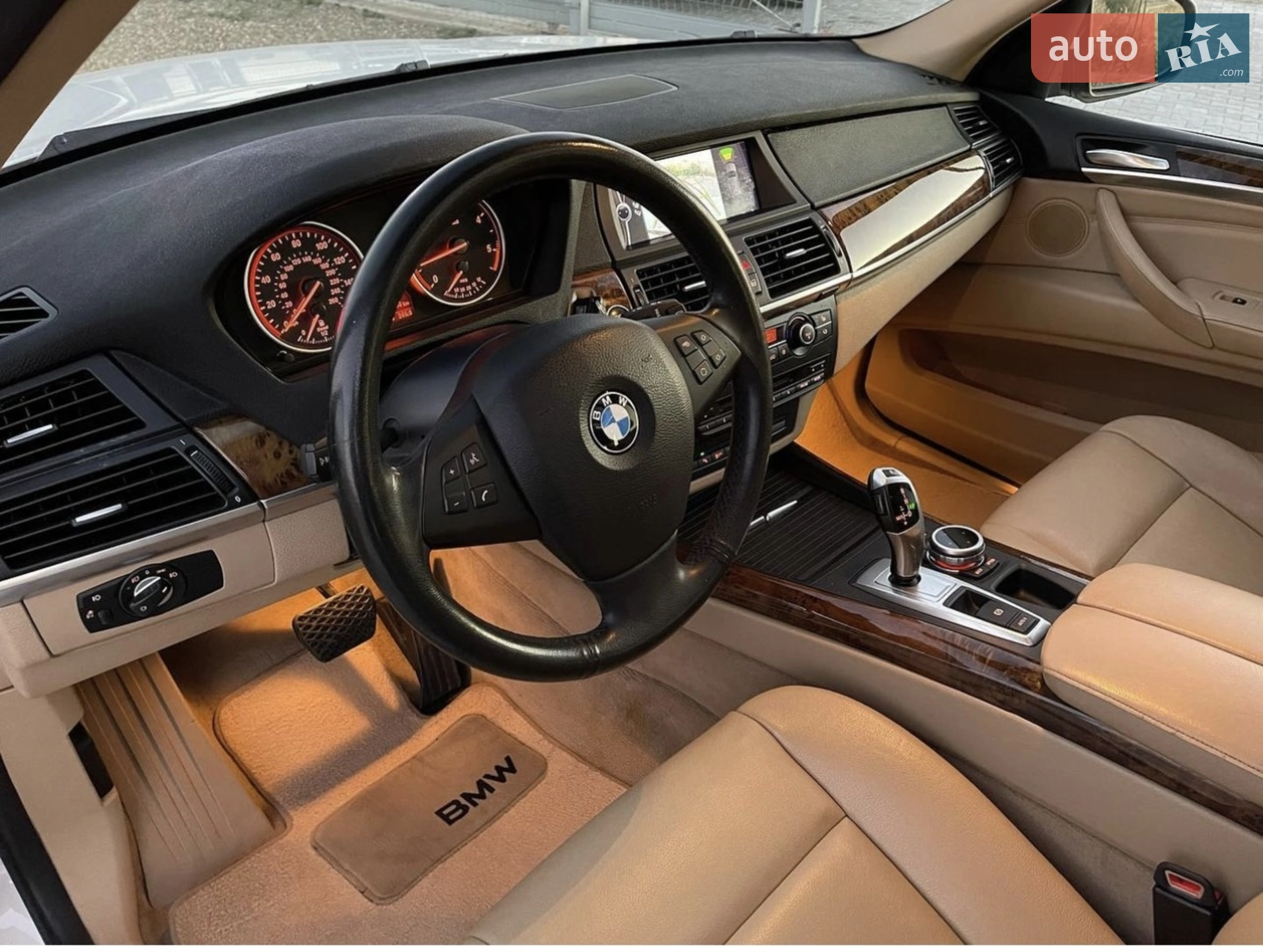 2010 BMW X5 - мініатюра 20
