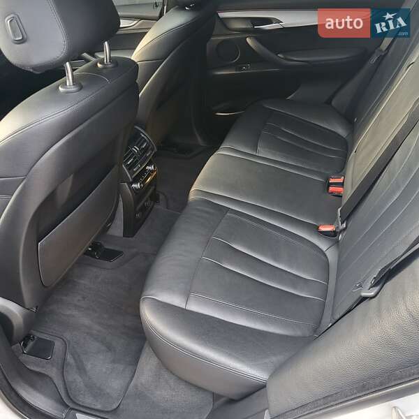 Позашляховик / Кросовер BMW X5 2016 в Дніпрі
