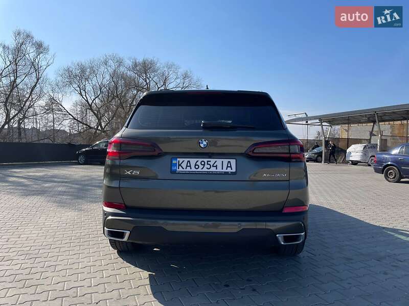 Позашляховик / Кросовер BMW X5 2022 в Києві