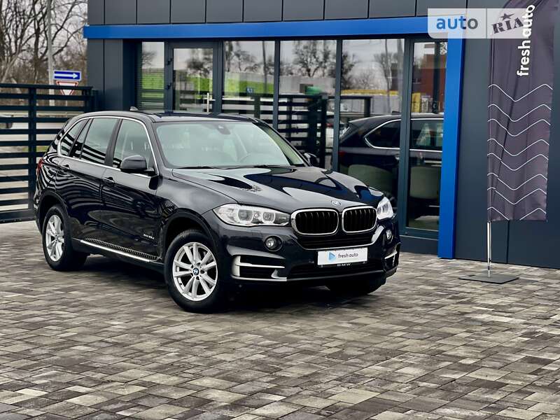 Внедорожник / Кроссовер BMW X5 2017 в Ровно