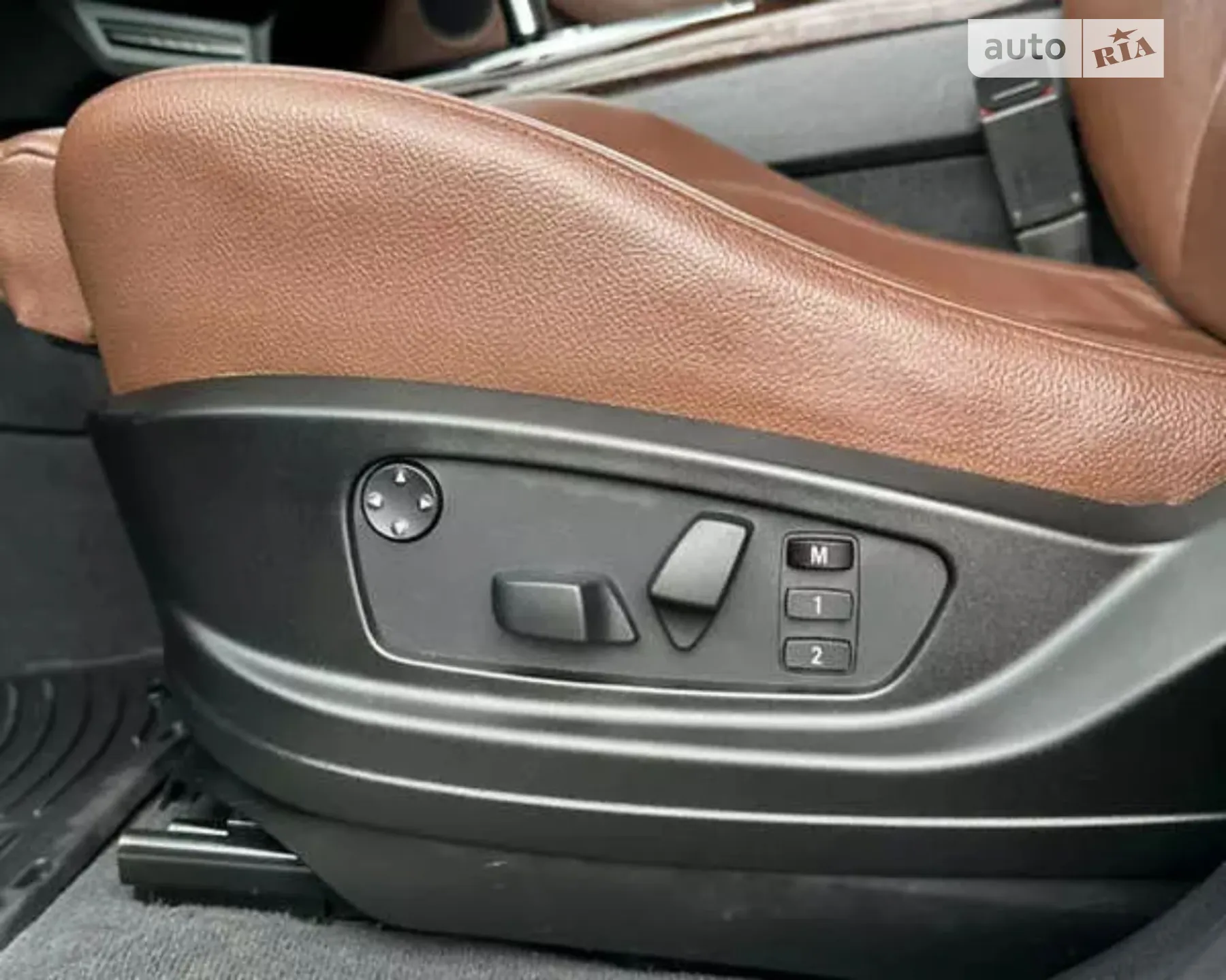 2010 BMW X5 - мініатюра 16