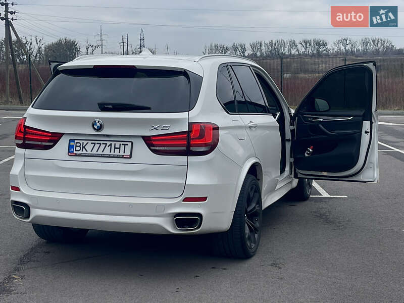 Позашляховик / Кросовер BMW X5 2014 в Рівному