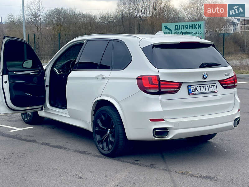 Позашляховик / Кросовер BMW X5 2014 в Рівному