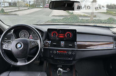 Позашляховик / Кросовер BMW X5 2010 в Костопілі