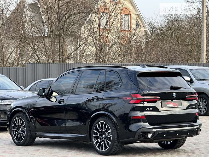 Внедорожник / Кроссовер BMW X5 2023 в Луцке