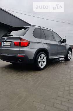 Позашляховик / Кросовер BMW X5 2010 в Сарнах