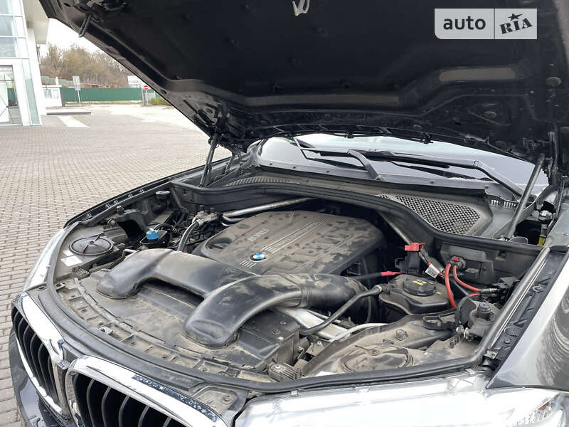 Позашляховик / Кросовер BMW X5 2014 в Луцьку