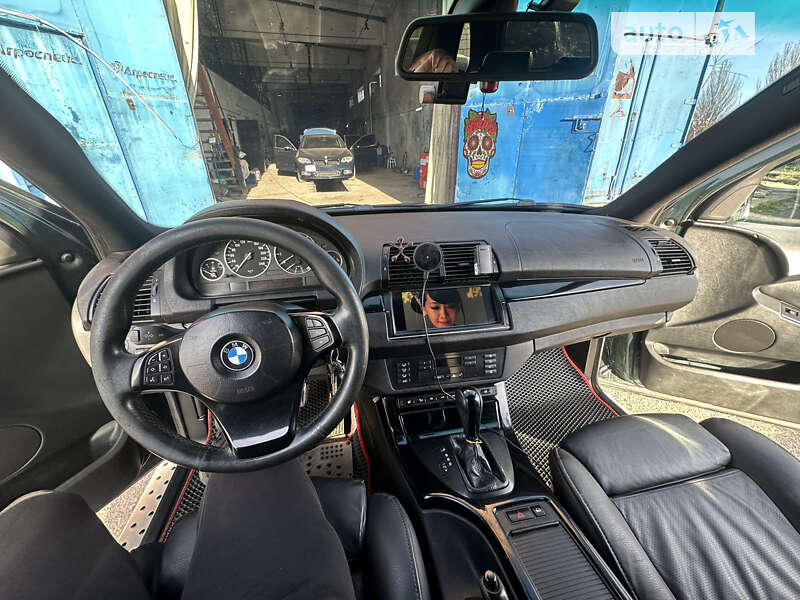 Внедорожник / Кроссовер BMW X5 2002 в Николаеве