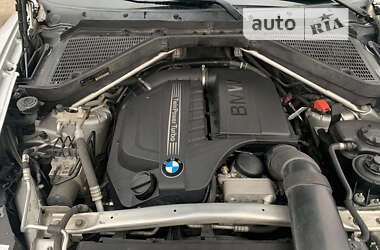 Позашляховик / Кросовер BMW X5 2012 в Сарнах