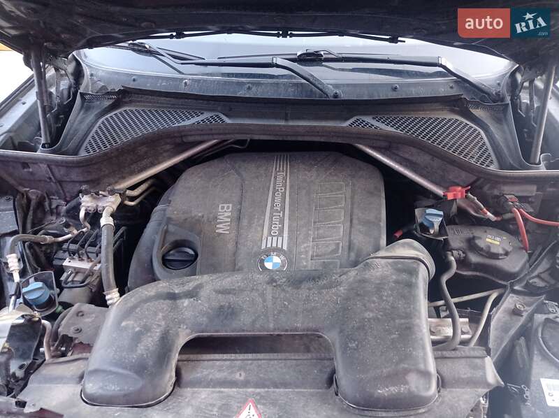 Внедорожник / Кроссовер BMW X5 2015 в Киеве