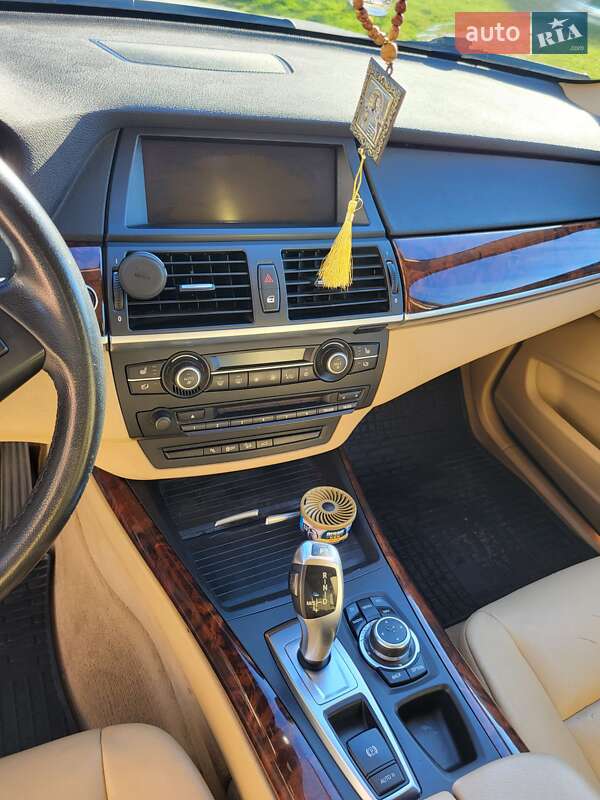 Позашляховик / Кросовер BMW X5 2011 в Кременчуці