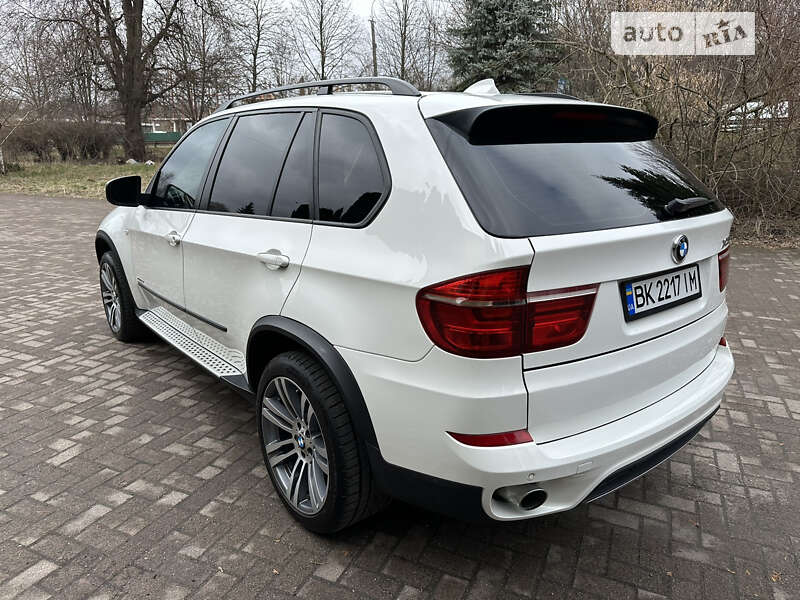 Позашляховик / Кросовер BMW X5 2012 в Рівному