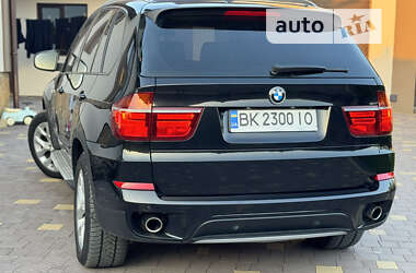 Позашляховик / Кросовер BMW X5 2011 в Сарнах