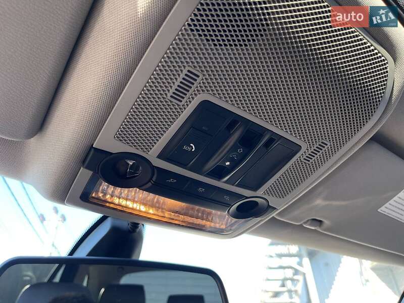 Внедорожник / Кроссовер BMW X5 2012 в Киеве