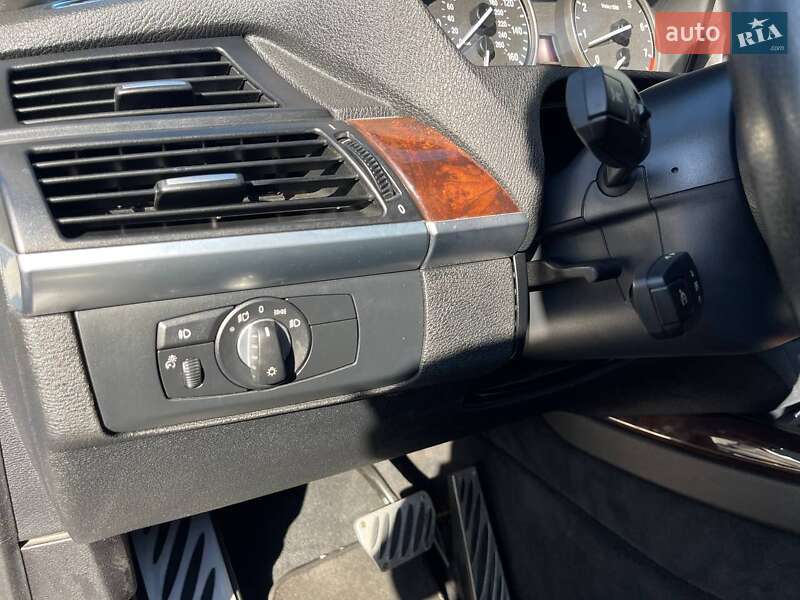 Внедорожник / Кроссовер BMW X5 2012 в Киеве