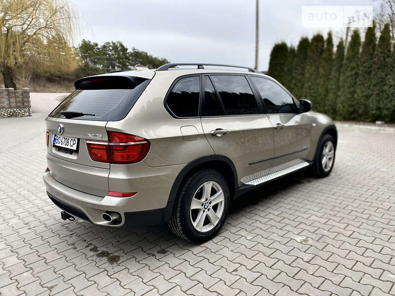 Внедорожник / Кроссовер BMW X5 2011 в Подволочиске