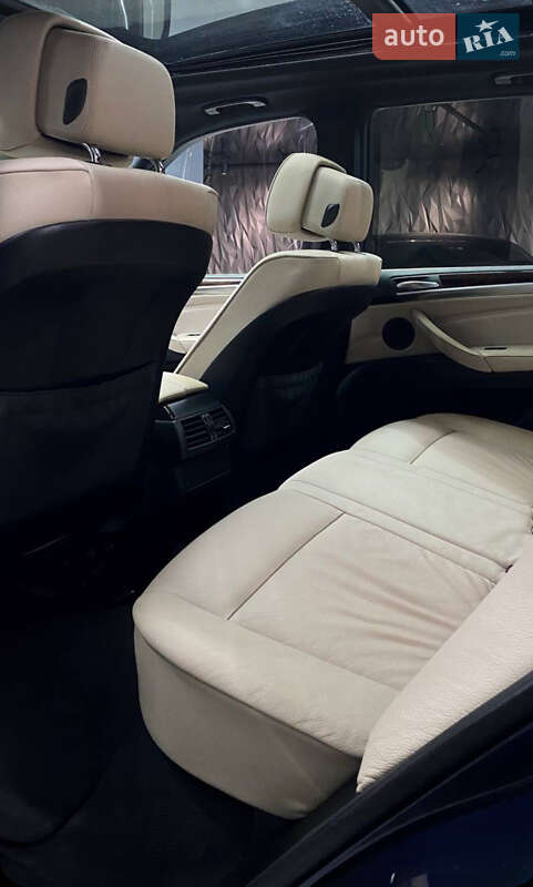 Внедорожник / Кроссовер BMW X5 2012 в Одессе