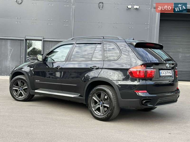 Внедорожник / Кроссовер BMW X5 2011 в Киеве