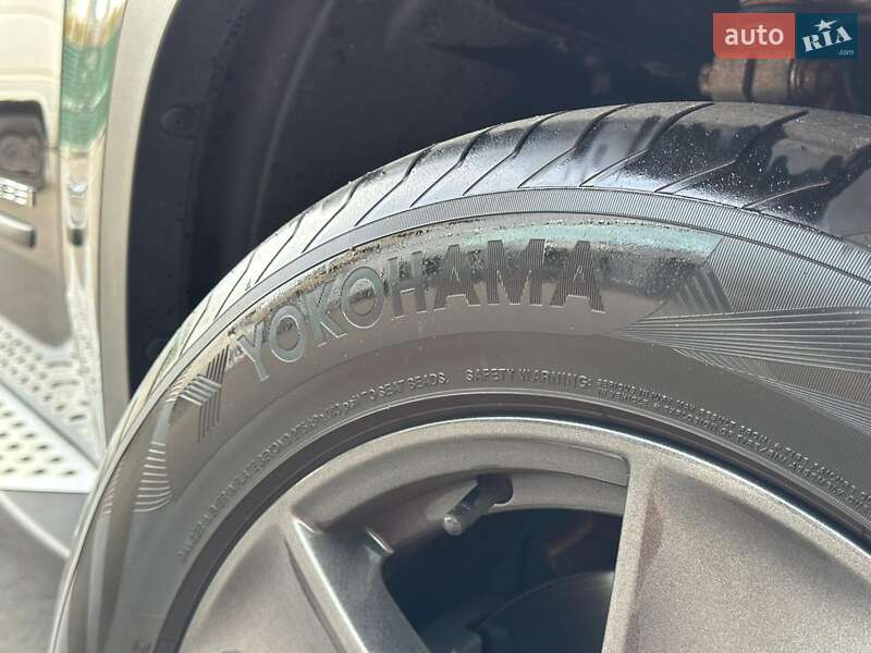 Внедорожник / Кроссовер BMW X5 2011 в Киеве