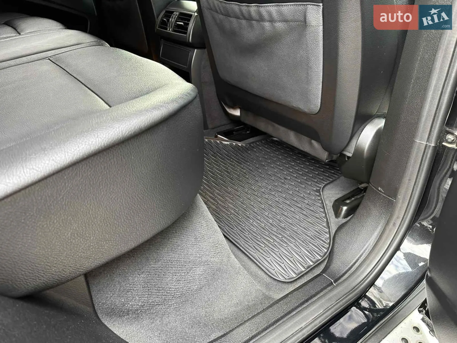 2011 BMW X5 - мініатюра 36