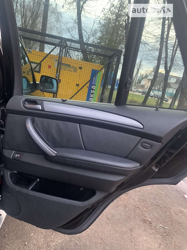 Внедорожник / Кроссовер BMW X5 2003 в Житомире