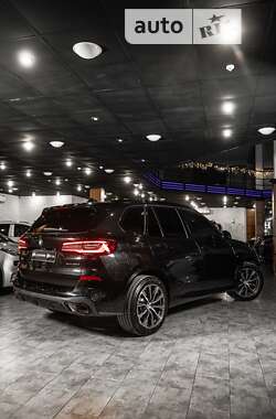 Внедорожник / Кроссовер BMW X5 2022 в Одессе