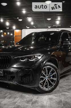 Внедорожник / Кроссовер BMW X5 2022 в Одессе