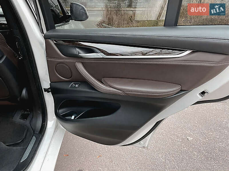 Внедорожник / Кроссовер BMW X5 2017 в Ивано-Франковске