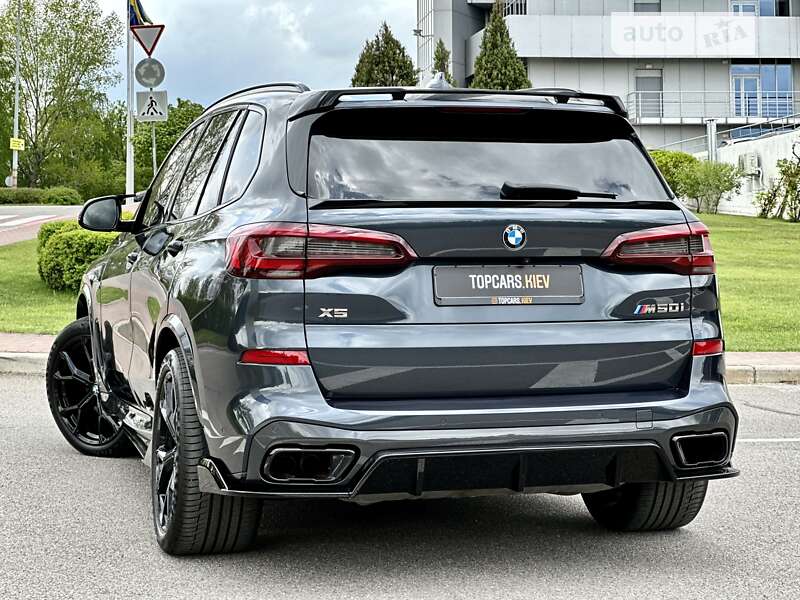 Внедорожник / Кроссовер BMW X5 2022 в Киеве