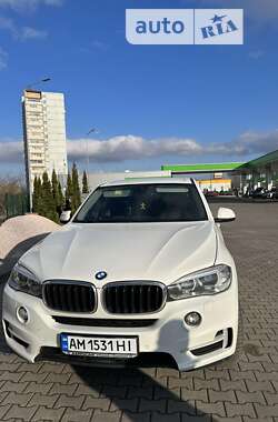 Внедорожник / Кроссовер BMW X5 2015 в Житомире