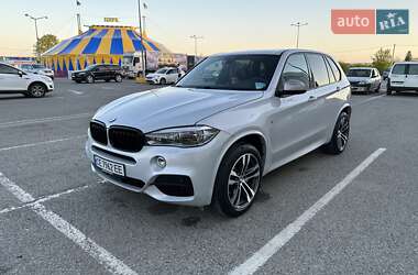 Позашляховик / Кросовер BMW X5 2015 в Чернівцях