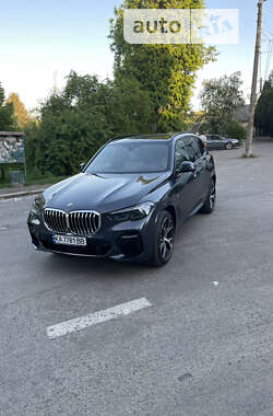 Внедорожник / Кроссовер BMW X5 2022 в Киеве