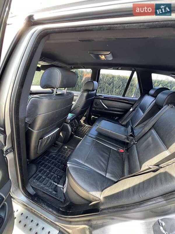 Внедорожник / Кроссовер BMW X5 2005 в Днепре