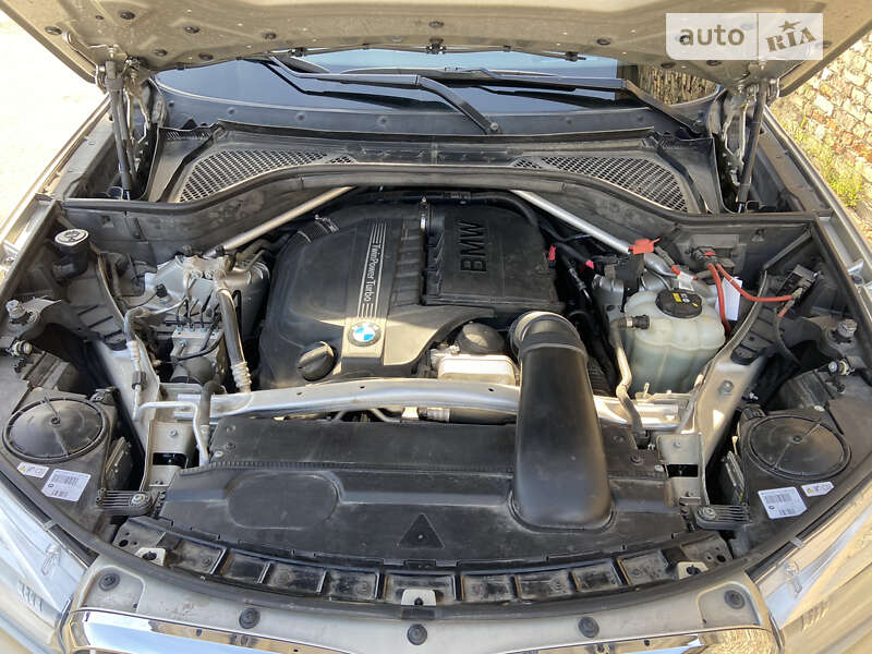 Позашляховик / Кросовер BMW X5 2016 в Одесі