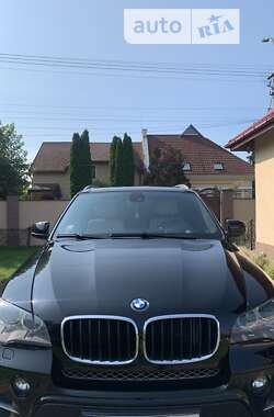 Внедорожник / Кроссовер BMW X5 2013 в Ужгороде