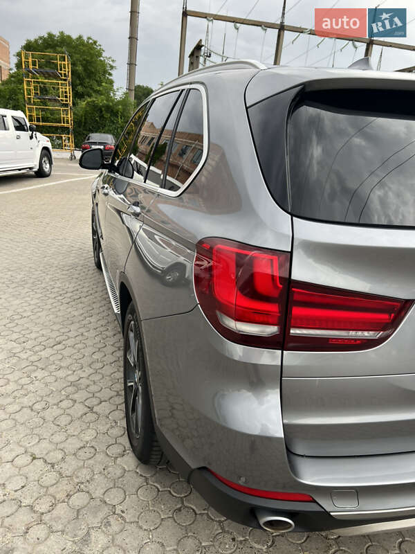 Позашляховик / Кросовер BMW X5 2014 в Чернівцях