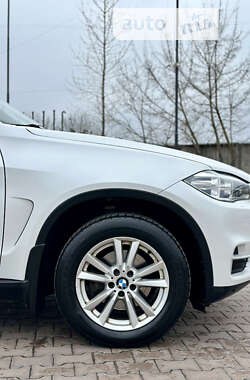 Внедорожник / Кроссовер BMW X5 2015 в Киеве