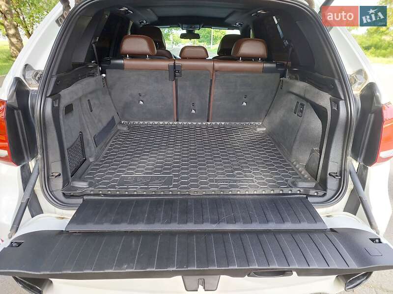 Позашляховик / Кросовер BMW X5 2014 в Миколаєві