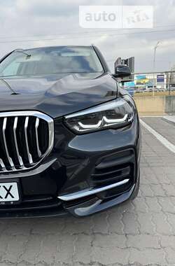 Внедорожник / Кроссовер BMW X5 2022 в Киеве