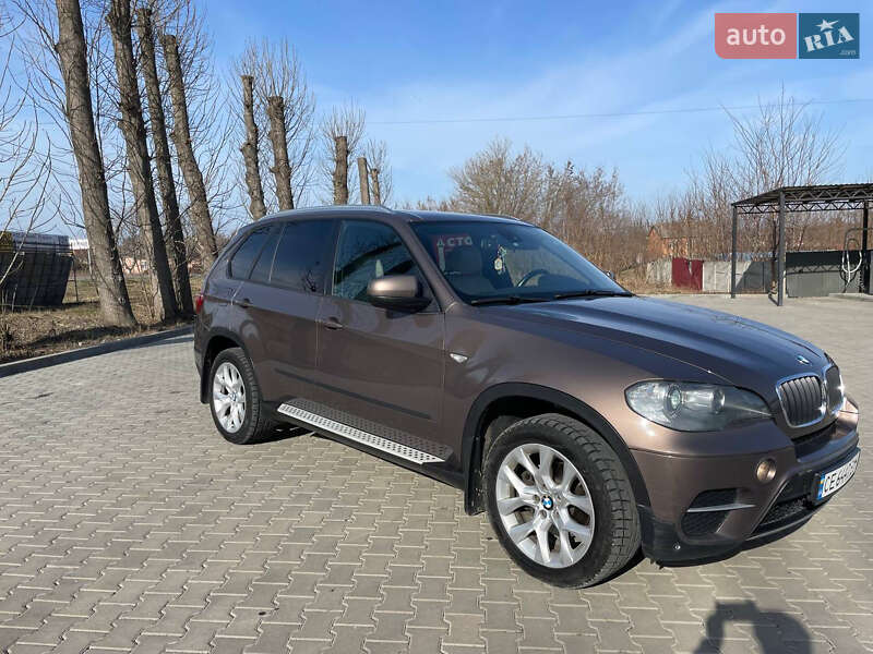 Внедорожник / Кроссовер BMW X5 2011 в Кицмани