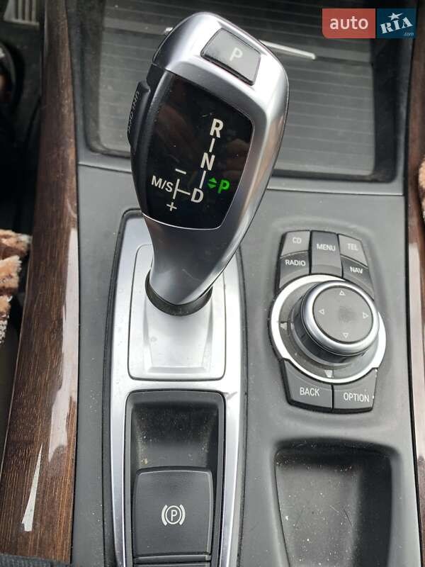 Внедорожник / Кроссовер BMW X5 2012 в Запорожье