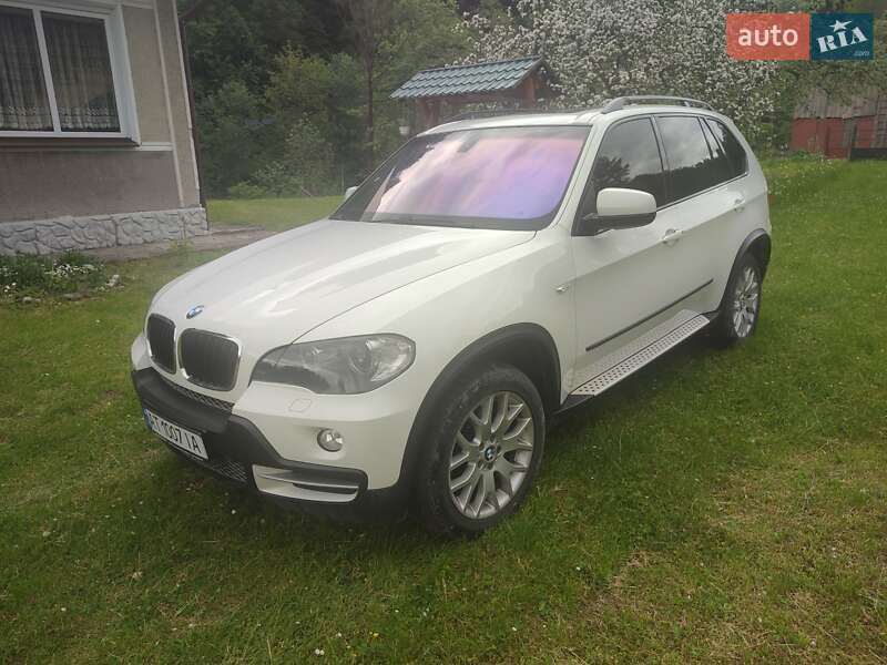 Позашляховик / Кросовер BMW X5 2010 в Косові