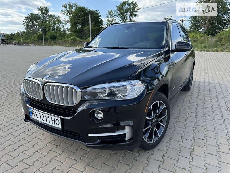 Внедорожник / Кроссовер BMW X5 2016 в Черновцах